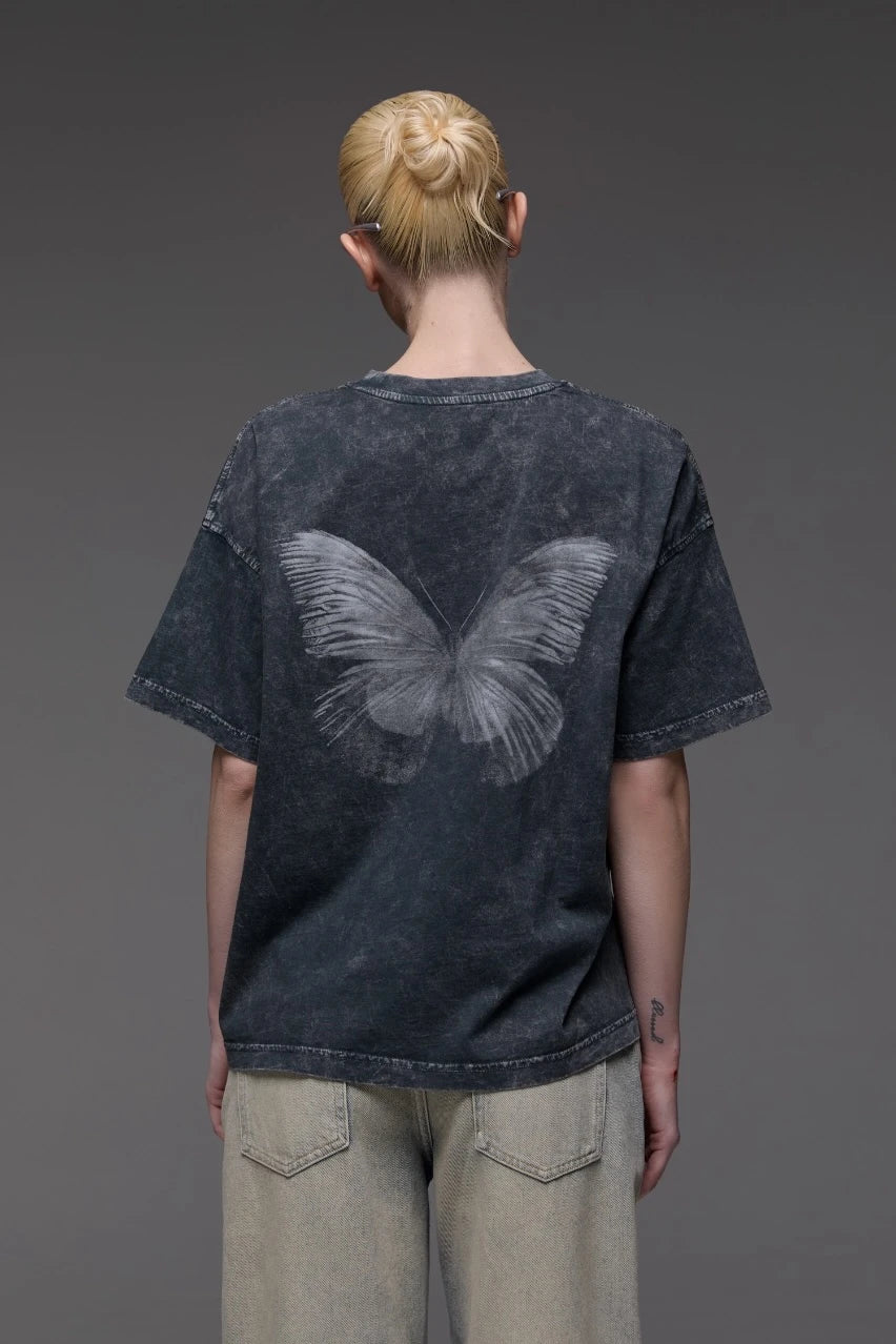 Графітова футболка Butterfly у вінтажному стилі