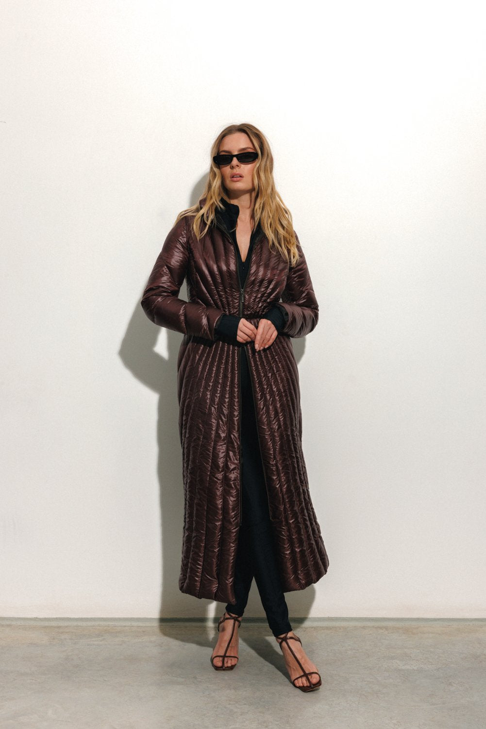 Cукня-пуховик бургунді