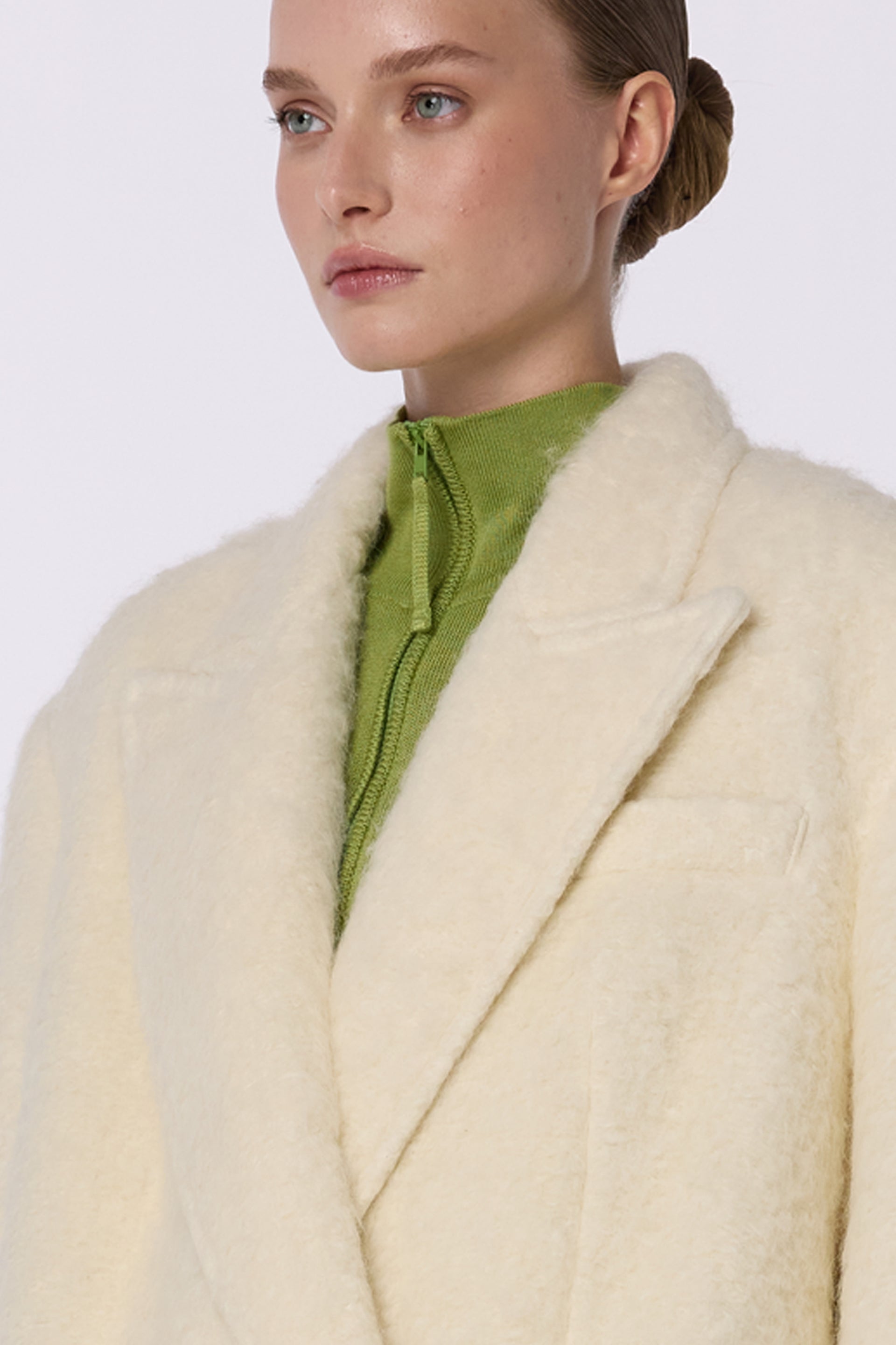 Пальто оверсайз прямого крою з альпаки