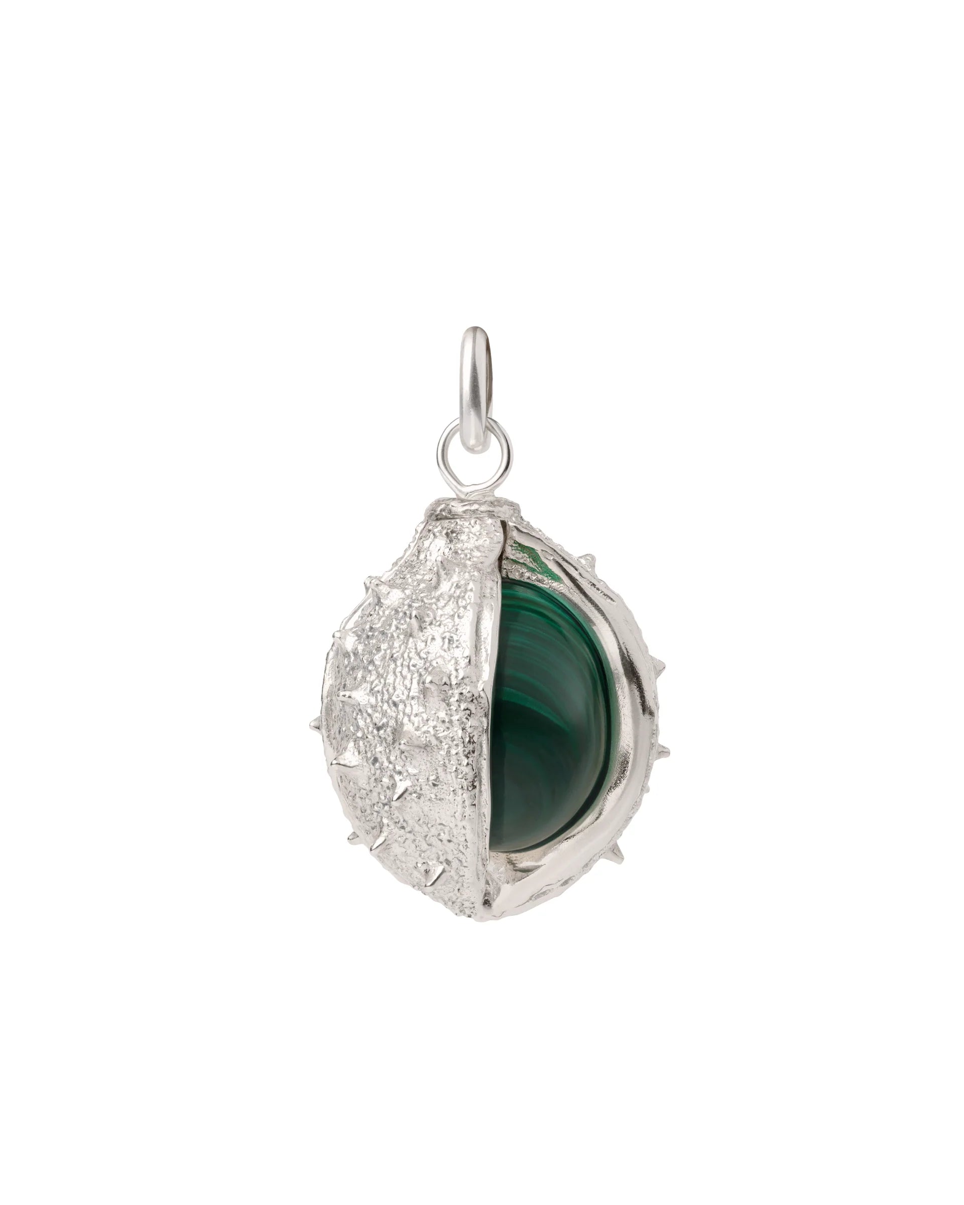 K28s Chestnut pendant made of 925° silver and malachite fruit / malachite 10.45 ct / weight 8.90 g / diameter 20 mm