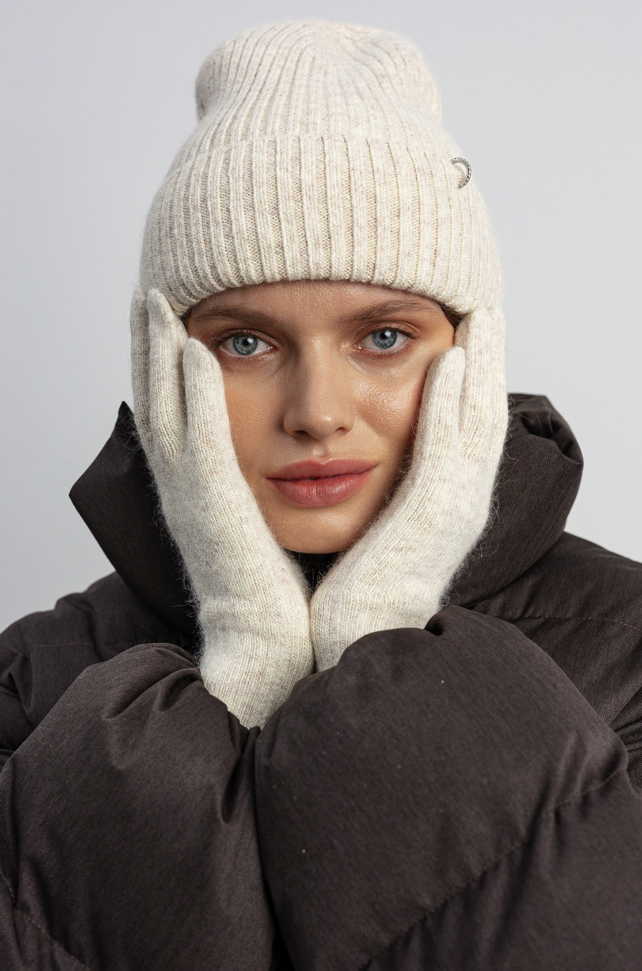 Шапка з кафою Soft Tone молочно-бежева - фото 1