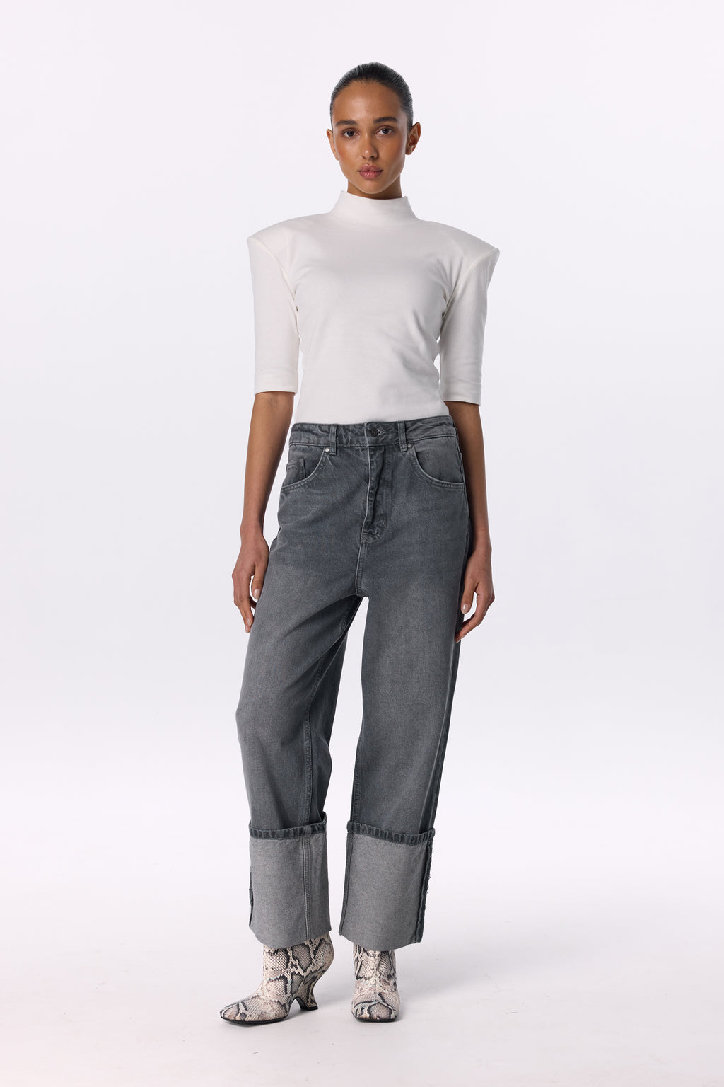 Boyish jeans