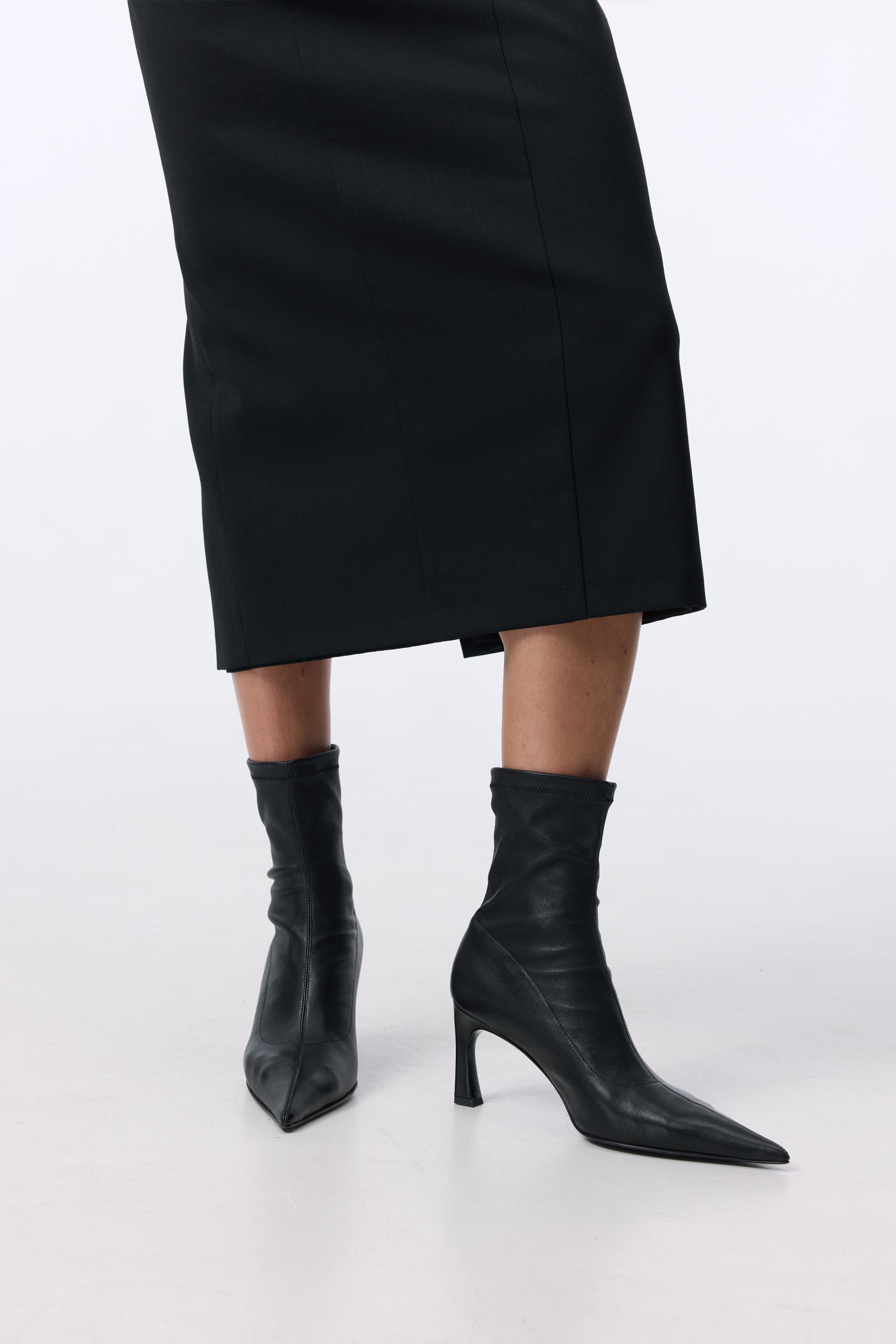 Ботильйони Ashen