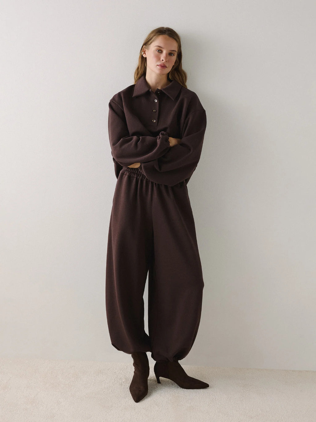 Basic elasticated trousers