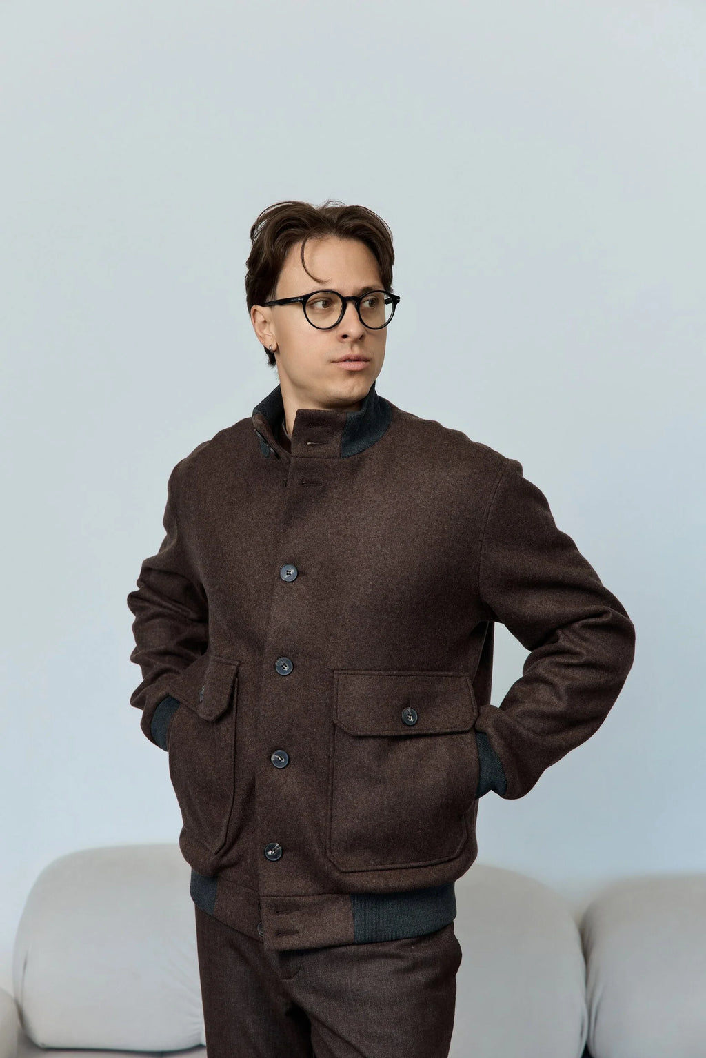 Куртка вовняна на ґудзиках, коричнева з сірими довяʼзами