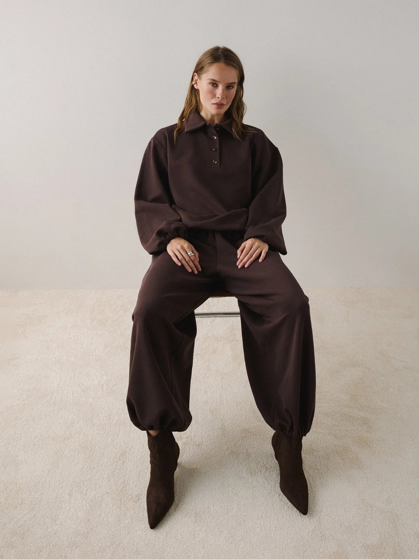 Basic elasticated trousers