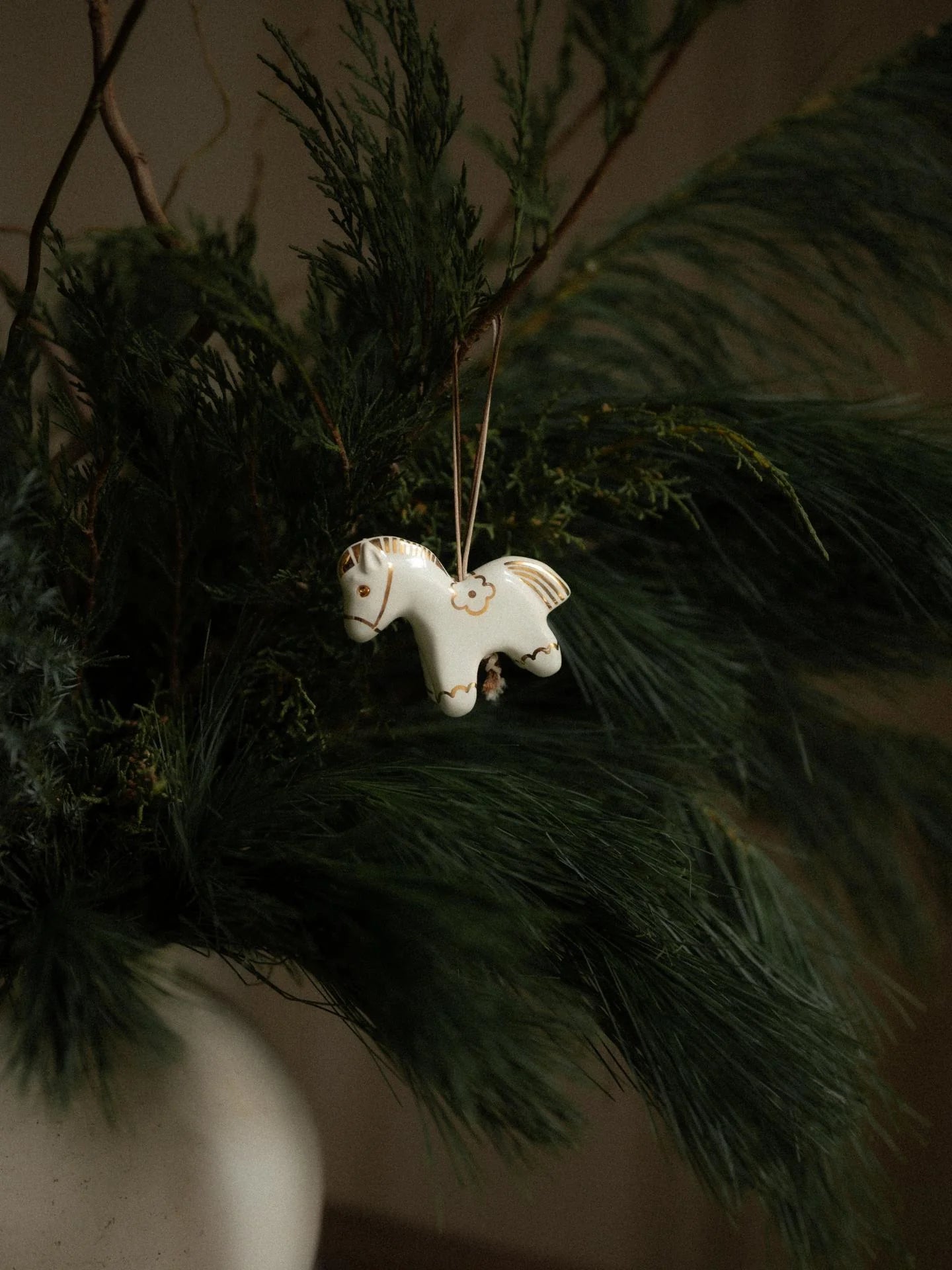 Ялинкова прикраса Konyk