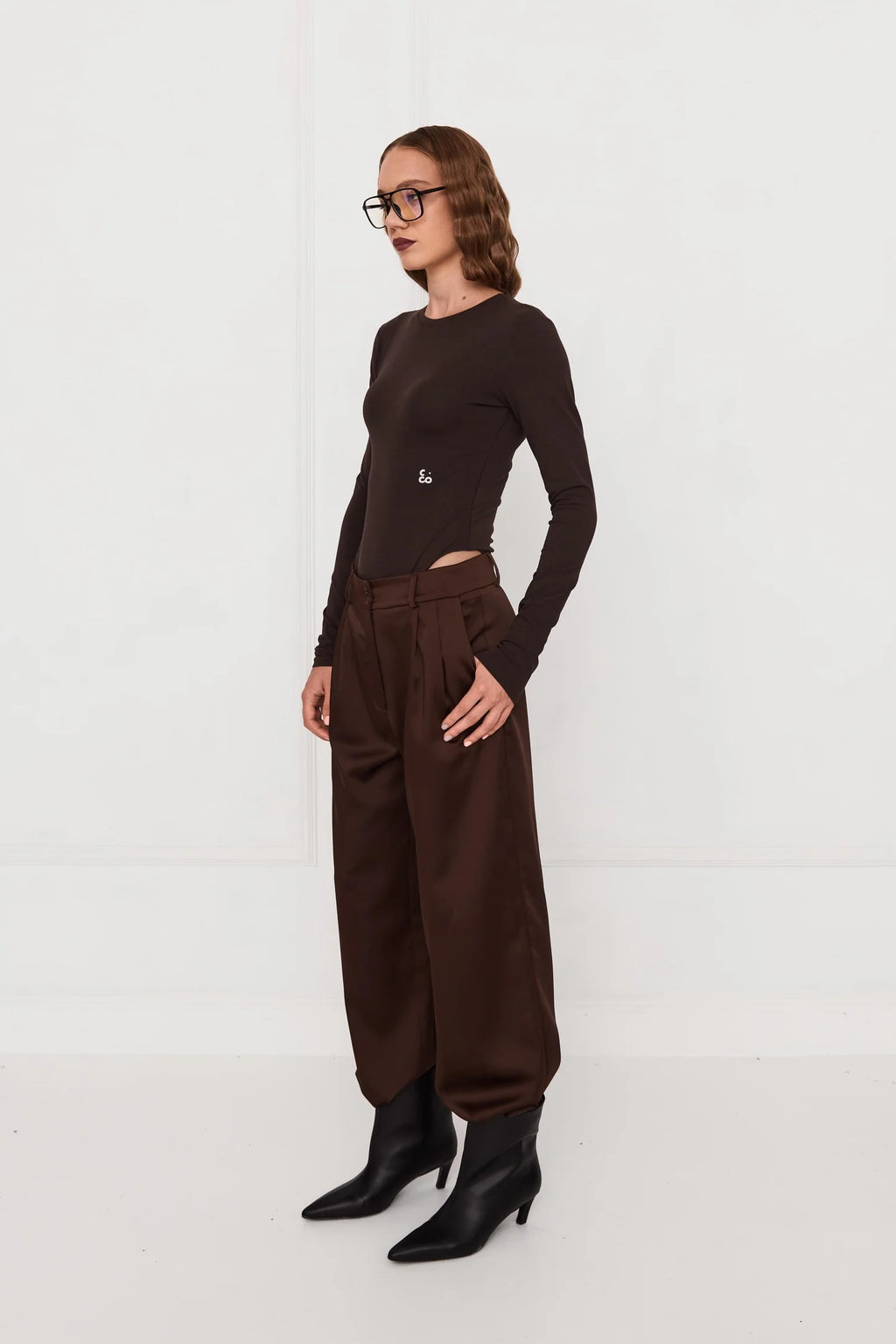 Брюки атласні