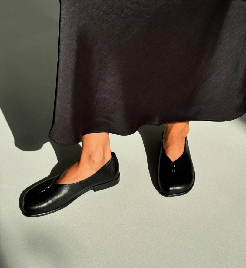 Балетки R ONE анатомічної форми з натуральної чорної шкіри