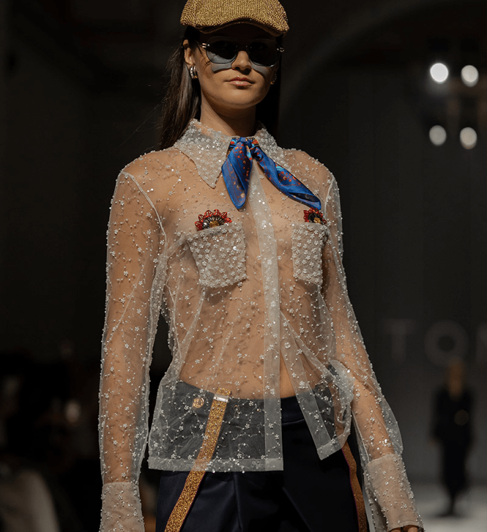 Сорочка TONiA з бісеру milk