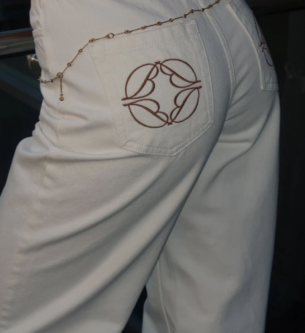 Джинси Blazh з вишитим логотипом Milk