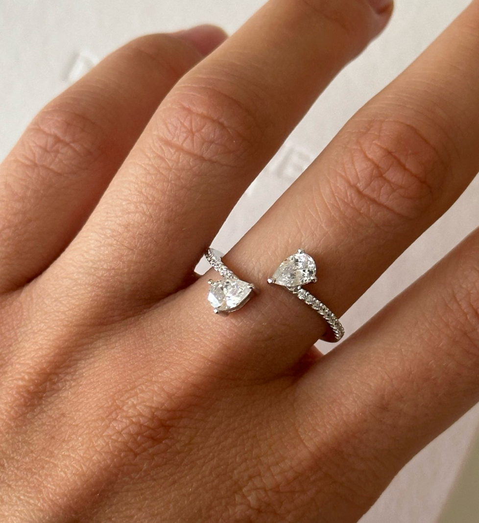 Каблучка Damn Кері