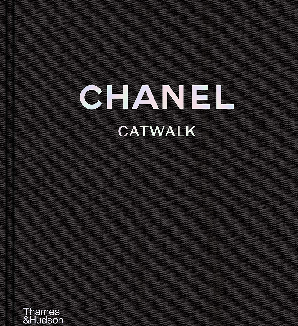 Книга CATWALK Chanel Thames and Hudson