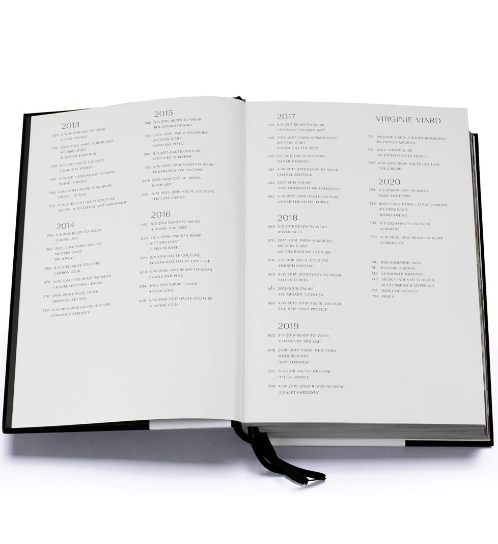 Книга CATWALK Chanel Thames and Hudson