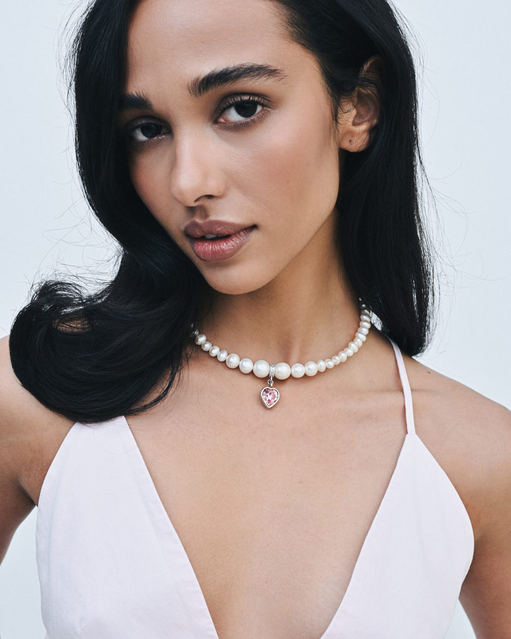 PEARLS CHOKER WITH HEART - фото 49