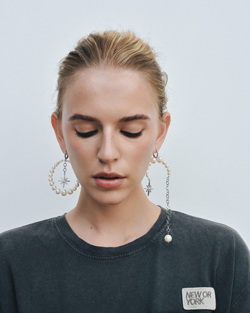 ASYMMETRICAL PEARLS EARRINGS WITH "MORNING STAR" - фото 9