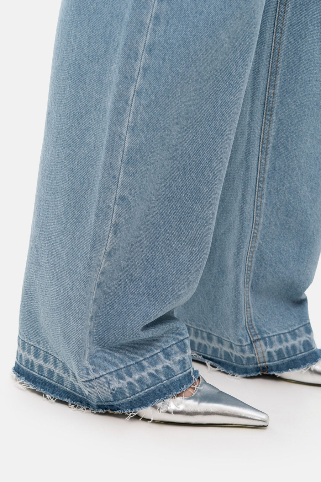 Light Blue Baggy Jeans - фото 6
