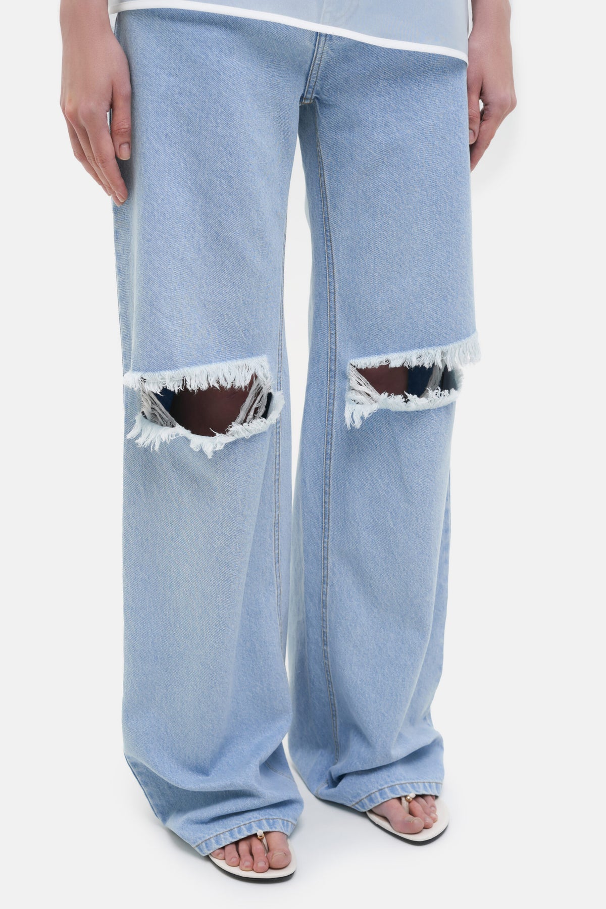 Ripped Jeans - фото 4