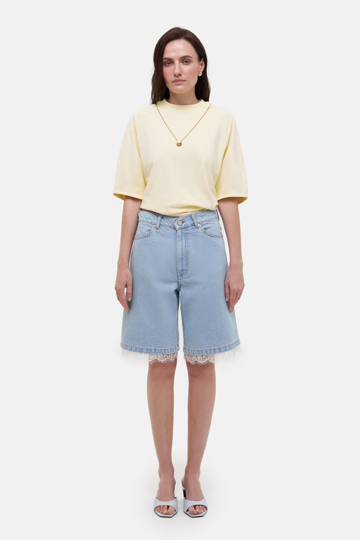 Light Blue Bermuda Shorts - фото 1