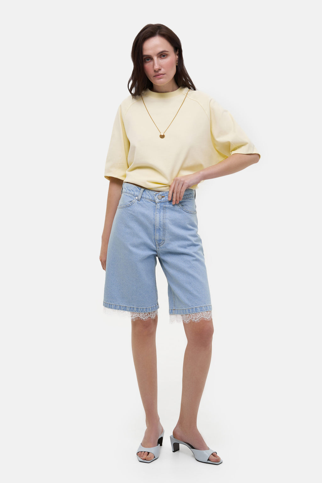 Light Blue Bermuda Shorts - фото 4