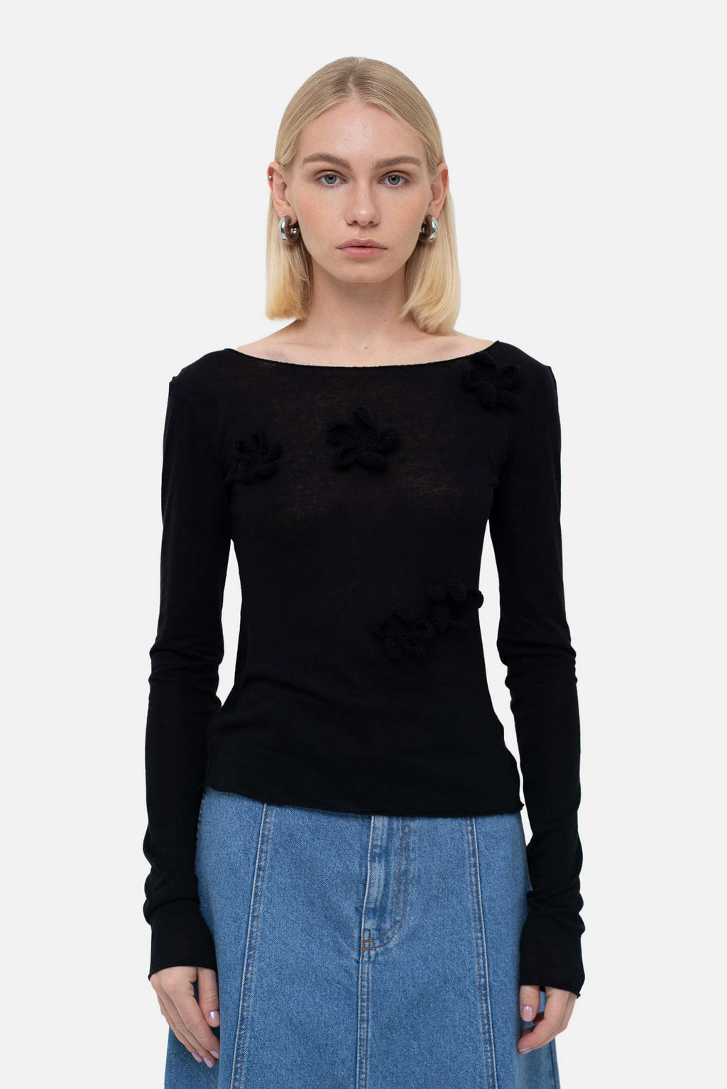 Black Blouse with Crochet Flowers - фото 1