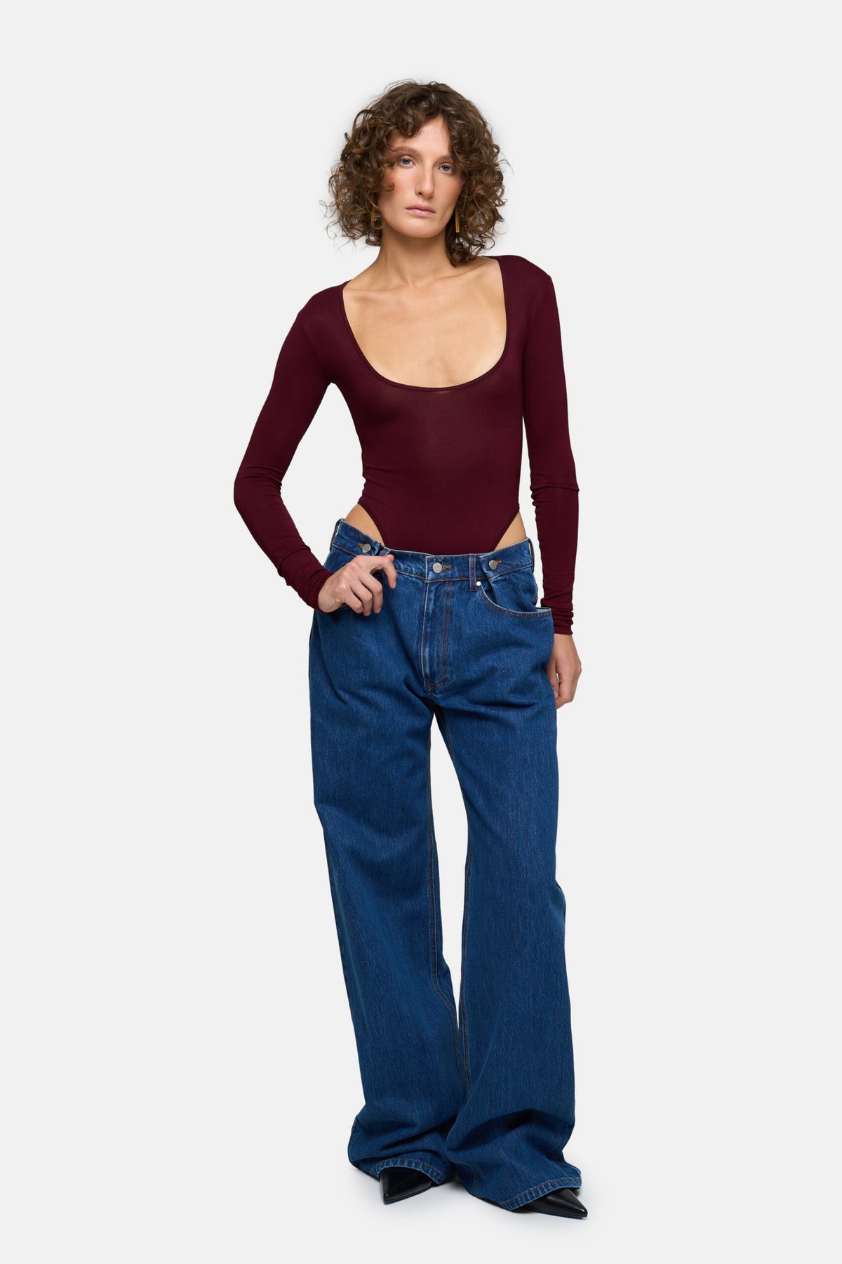 Jeans with Oversized Pockets - фото 4