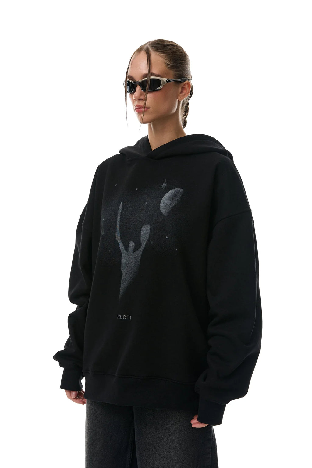 OVERSIZED HOODIE "MOTHERLAND AT NIGHT"