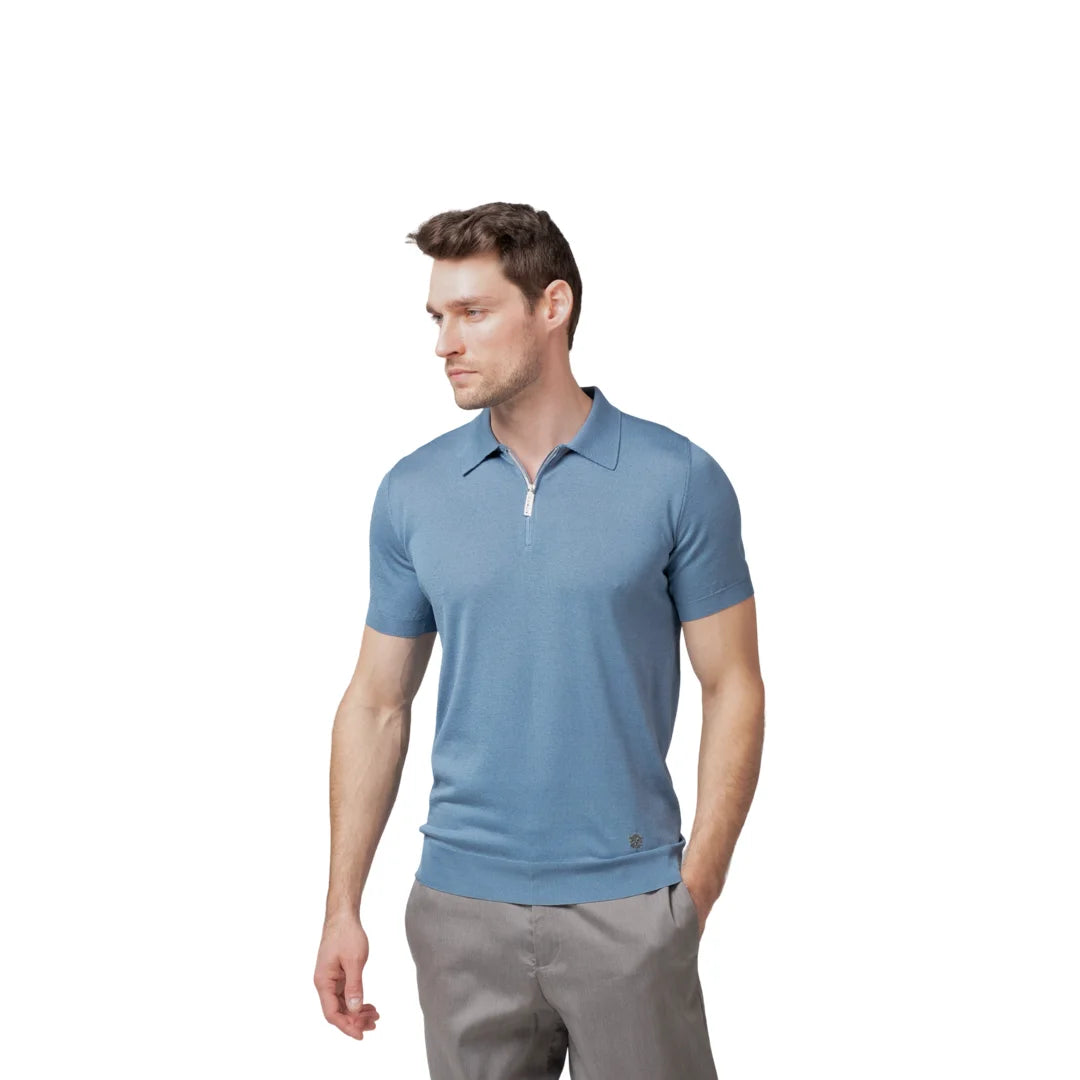Short-sleeved zip-up polo shirt
