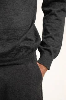 Long sleeve zip-up polo shirt