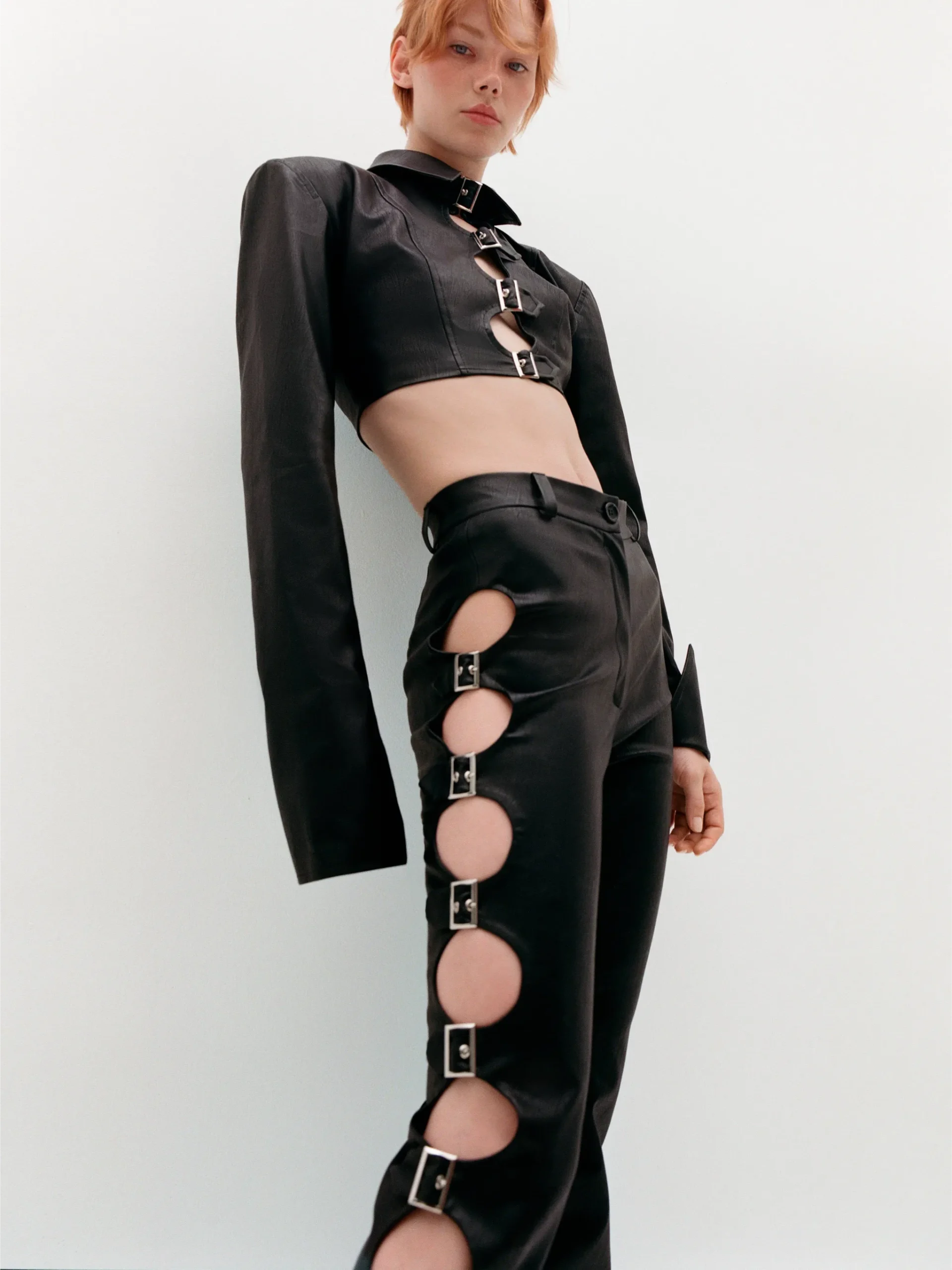 Cropped jacket made of eco-leather