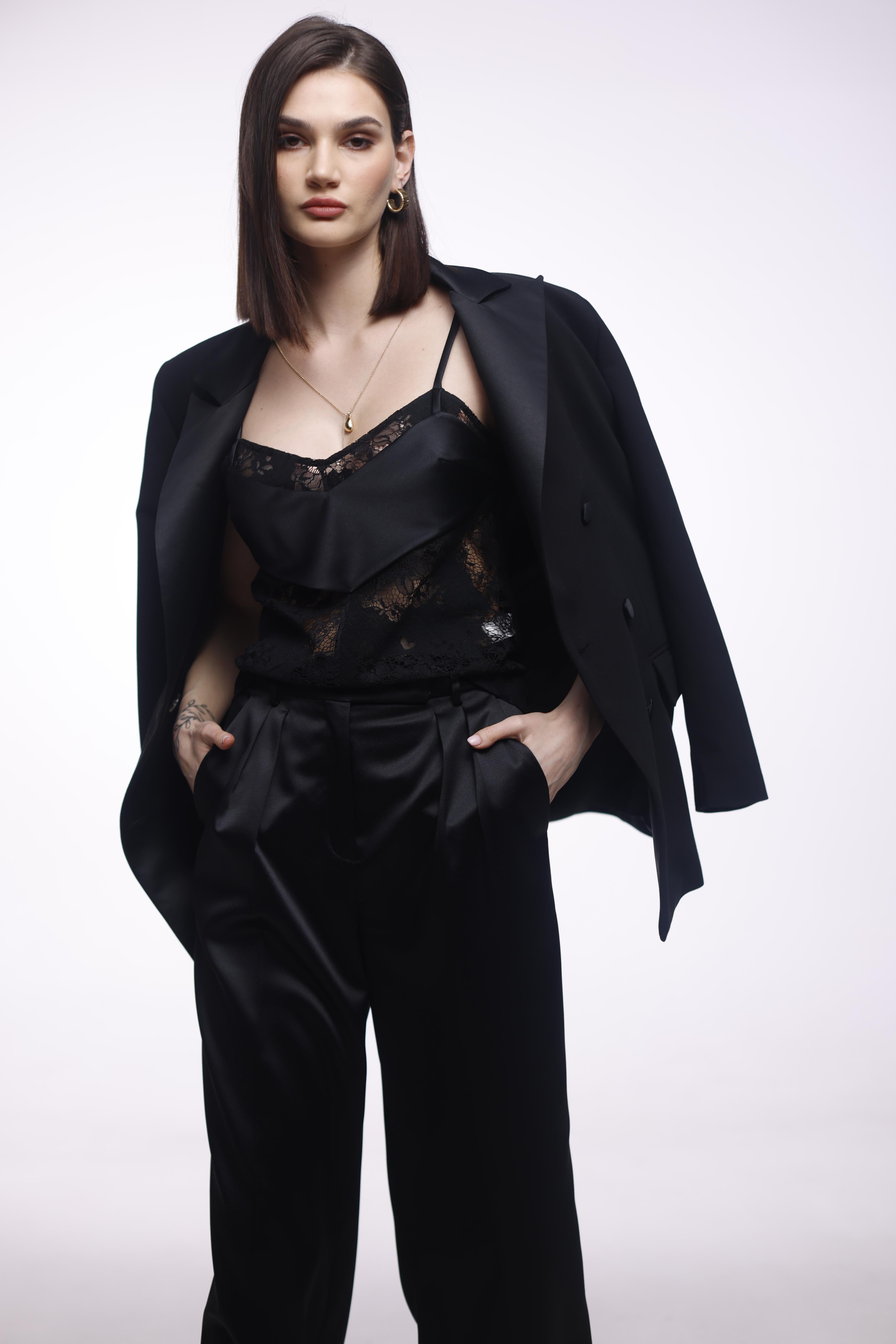 SILK TOP WITH LACE BLACK