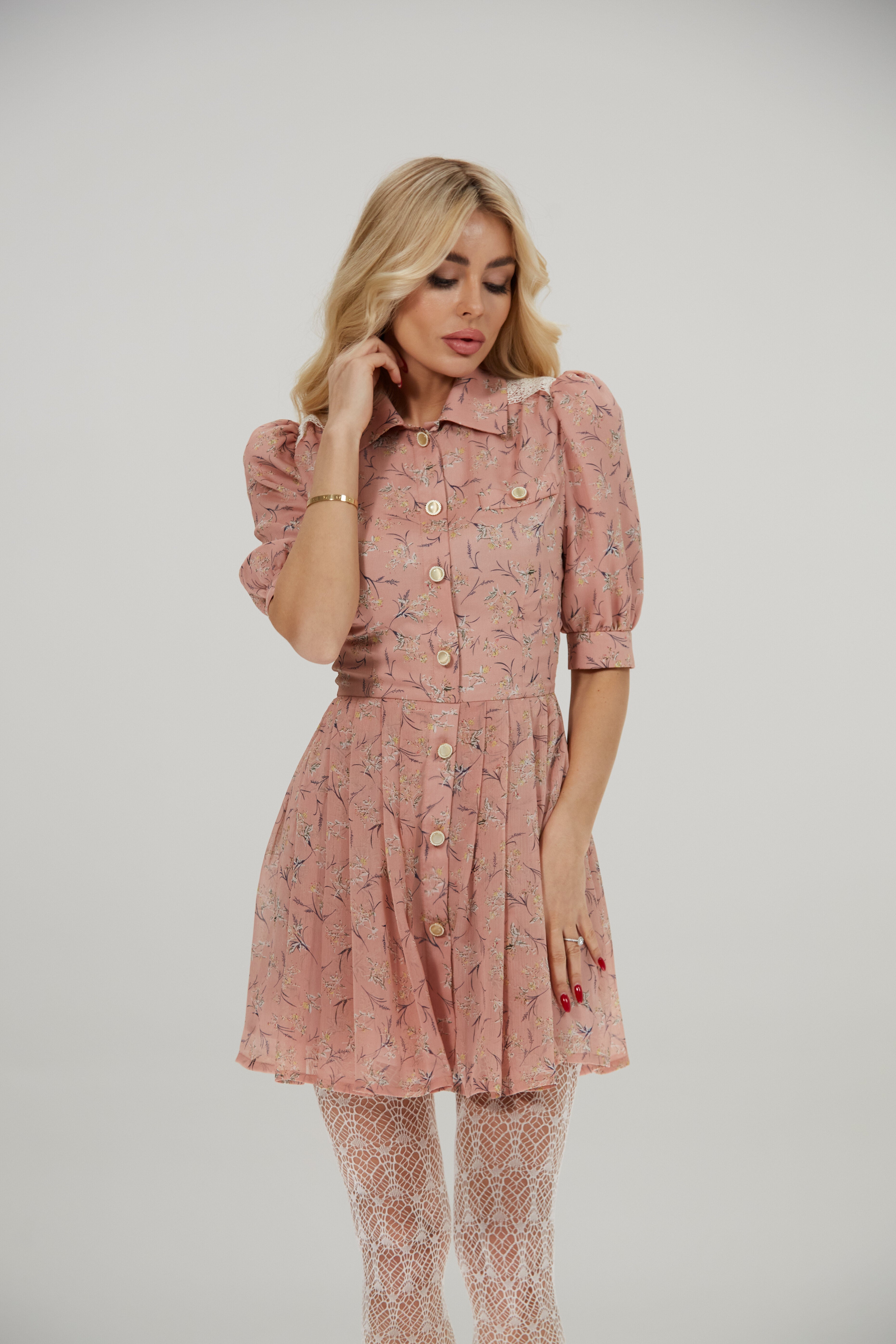 РОЖЕВА ШИФОНОВА КОРОТКА СУКНЯ З БІЛИМ МЕРЕЖИВОМ