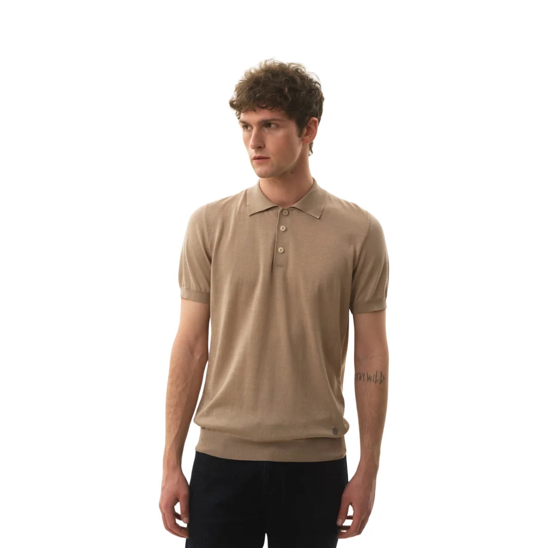Short-sleeved button-down polo shirt