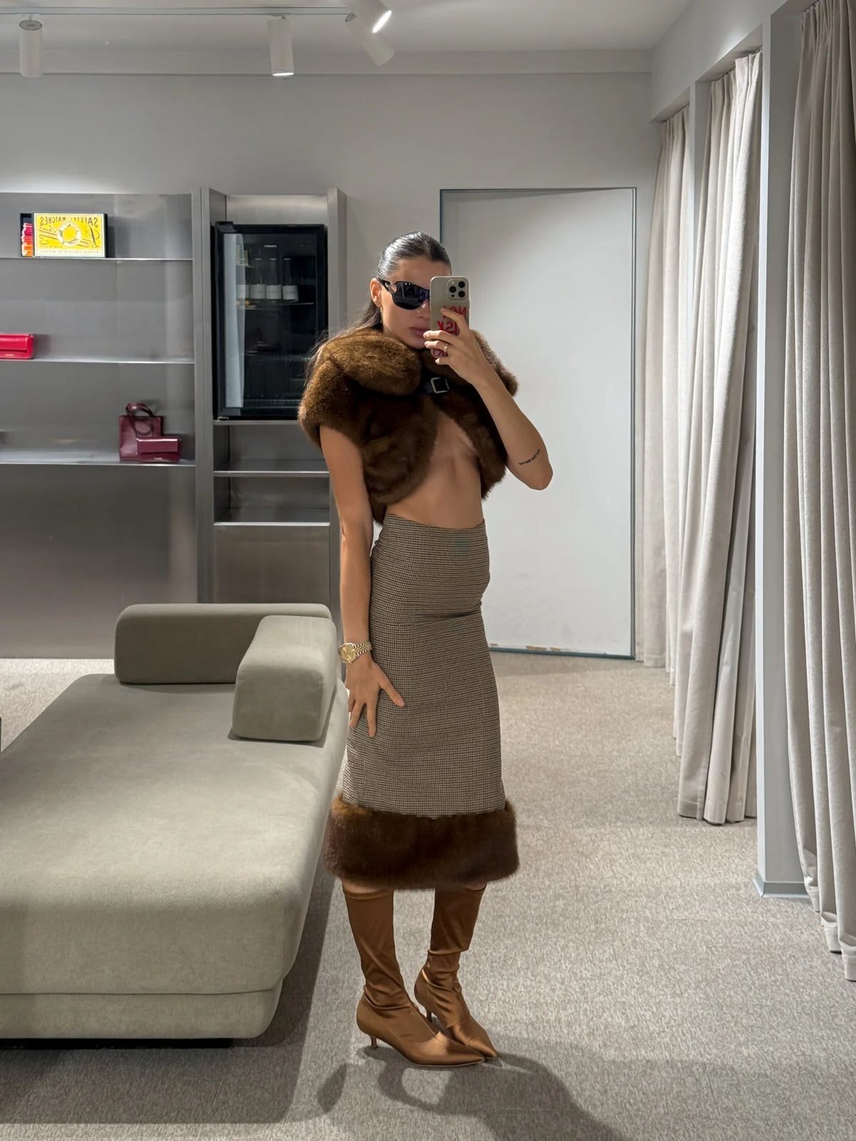Faux Fur Midi Skirt - фото 2