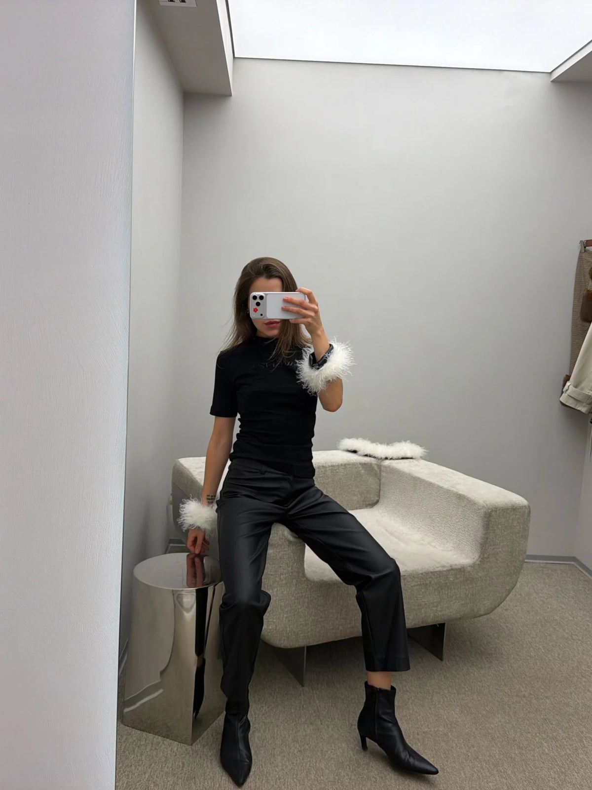 Basic T-Shirt - фото 5