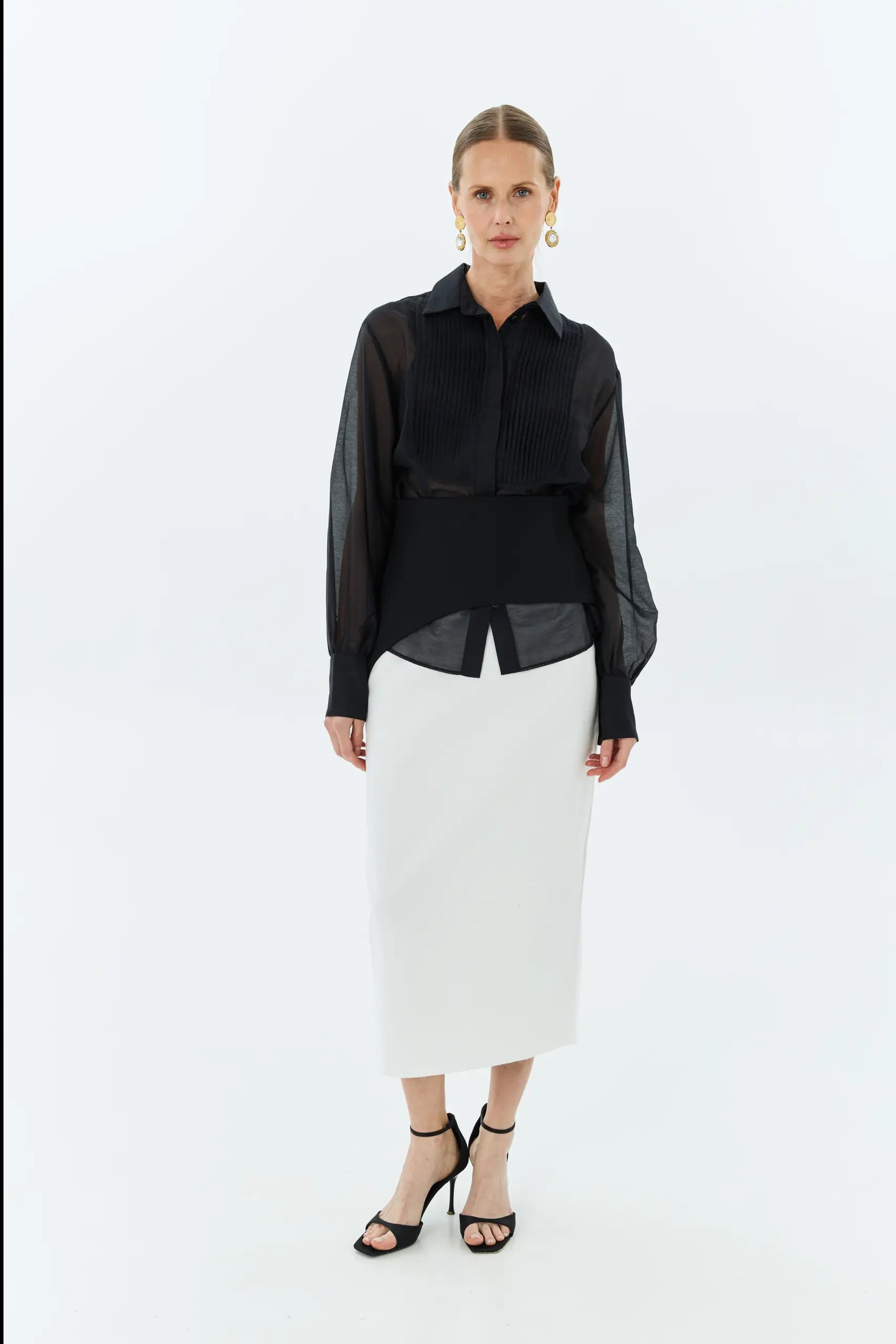 Shirt with a bib front