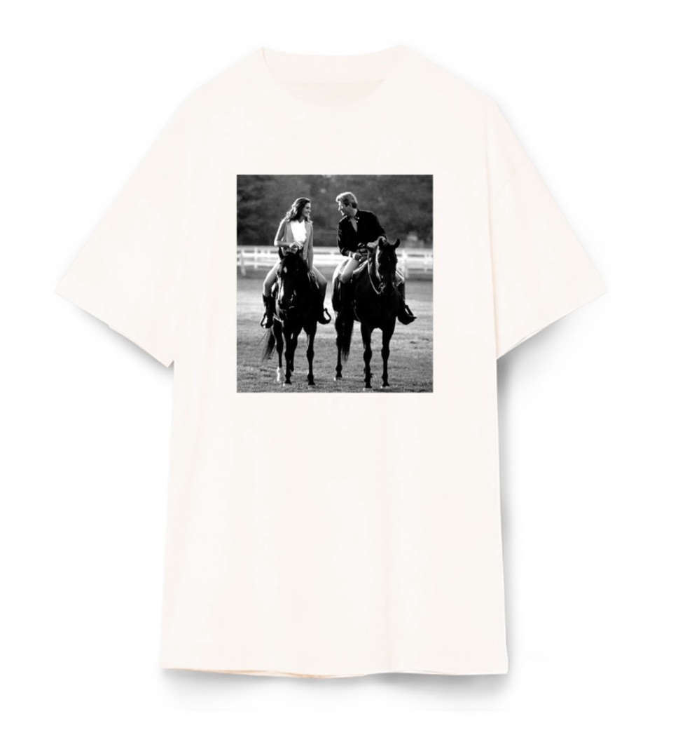 Футболка YASNA Julia і Richard white