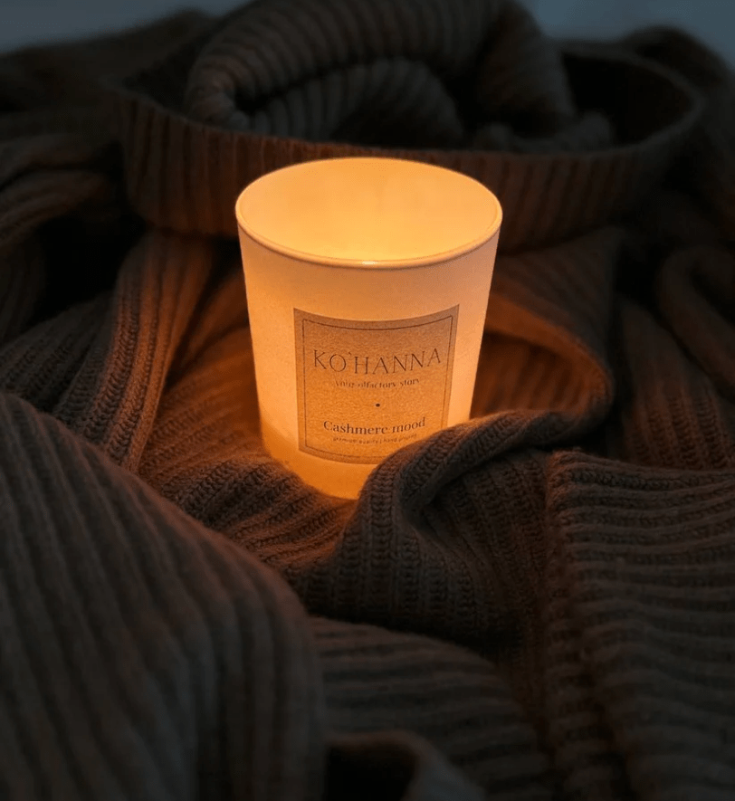 Ароматична свічка KO'HANNA ручної роботи MEDITATIVE MOOD White Matte