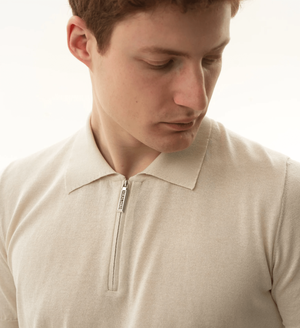 Поло HRECHKO з коротким рукавом на блискавці milk