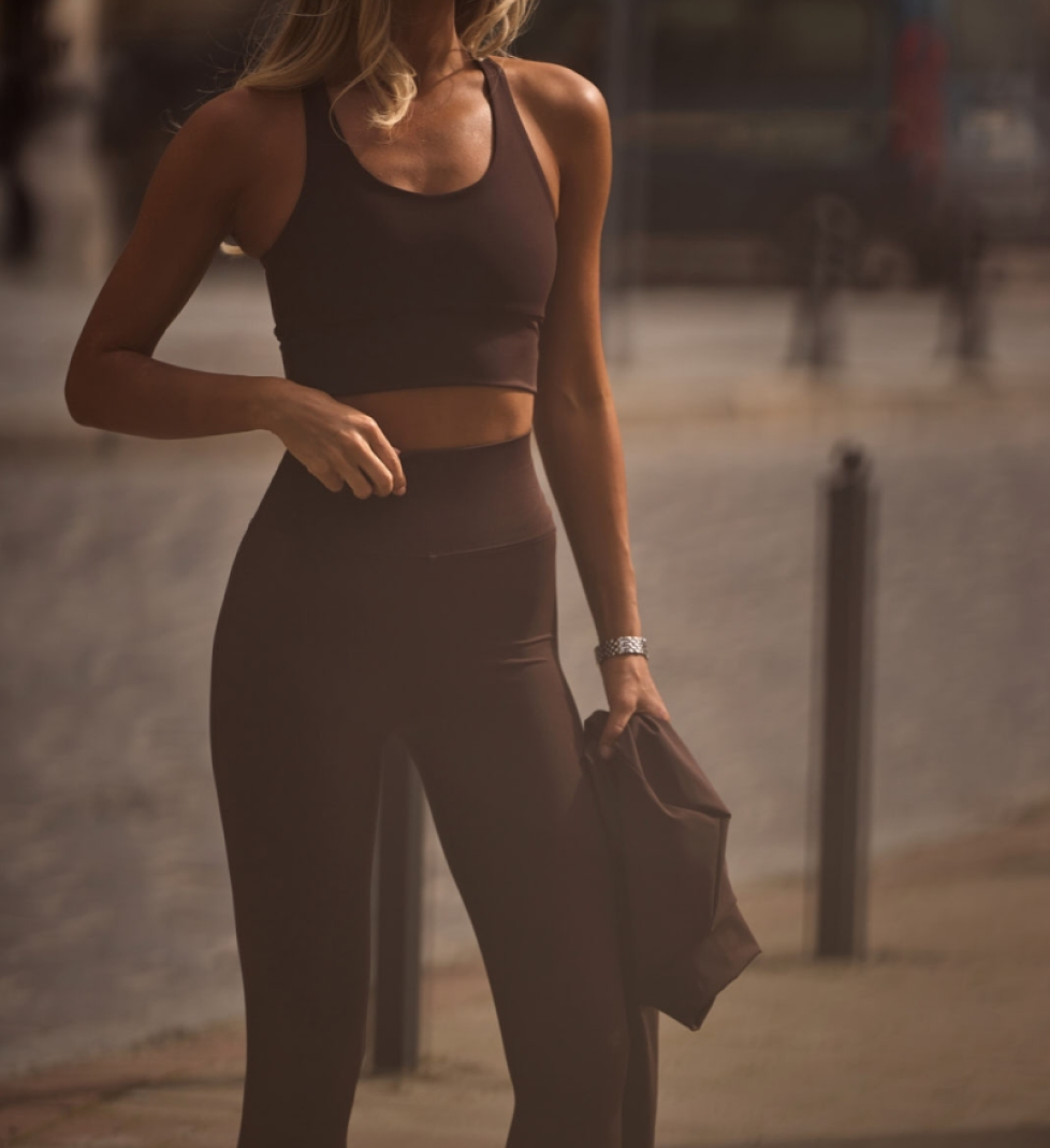 Топ L’essence Studio Racer Espresso