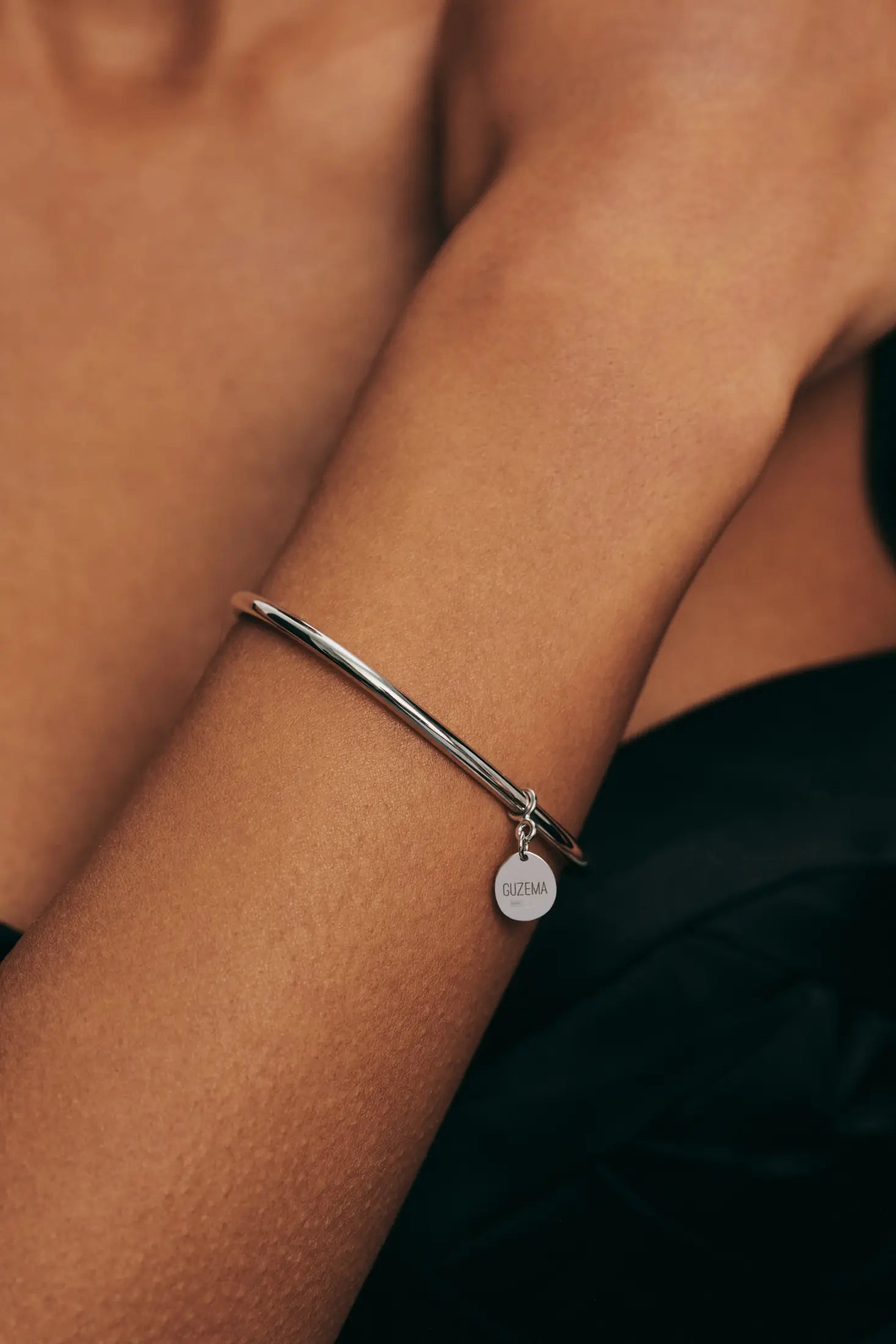 Diamond arc bracelet, yellow gold