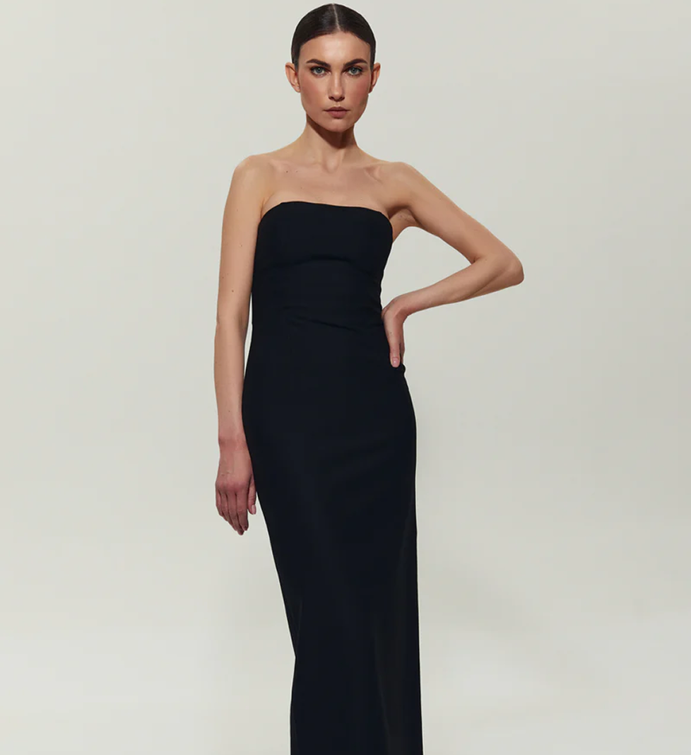 Чорна сукня максі з пір'ям по низу SEMENENKO