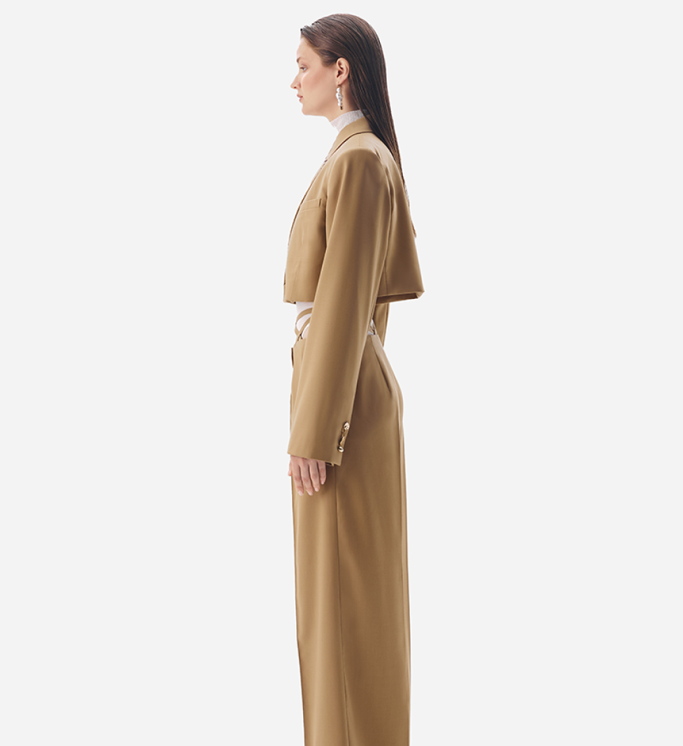 Блейзер TONiA короткий з вишивкою camel