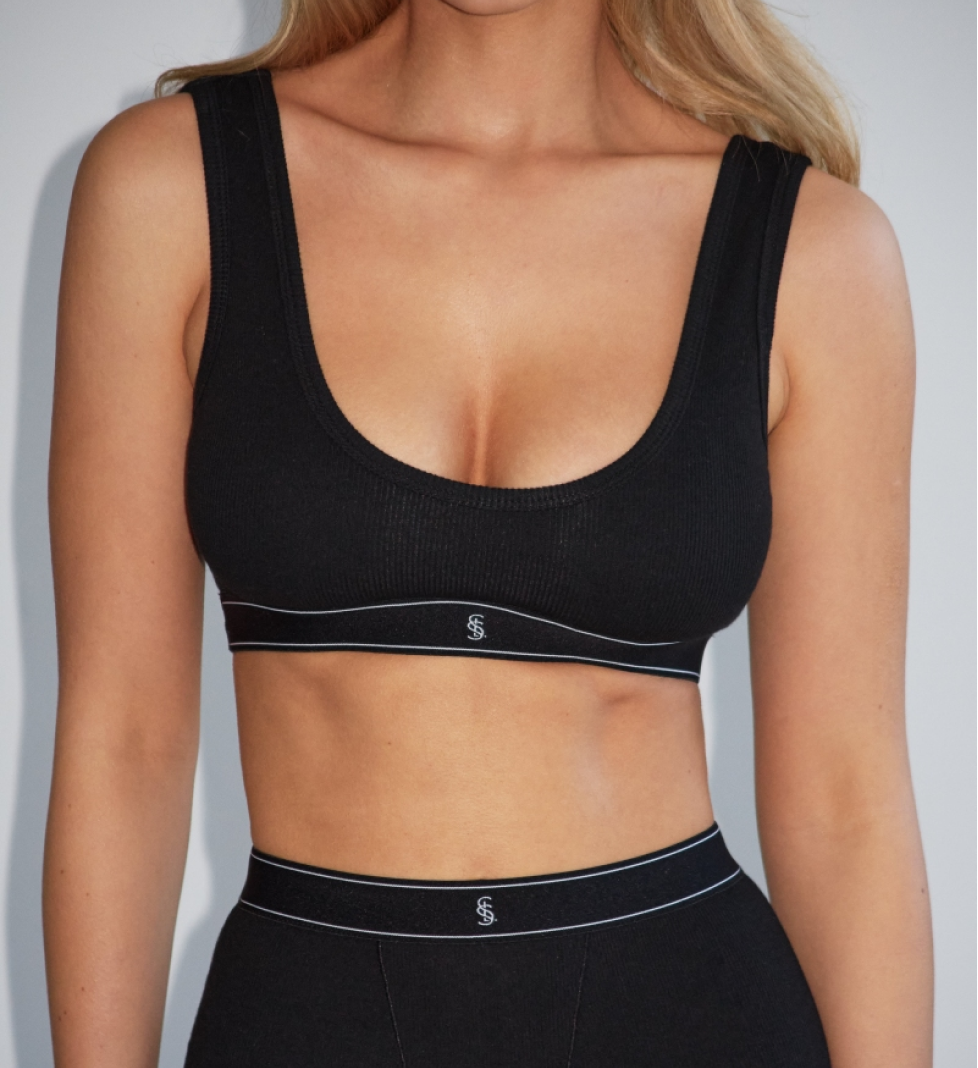 Топ L'essence Studio Ultimate Ribbed Black