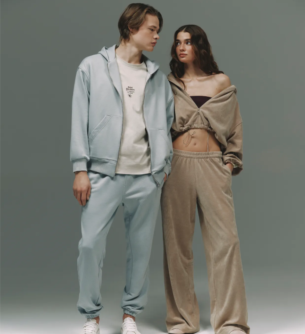 Велюровий костюм 044 GARDEN з палаццо cappuccino