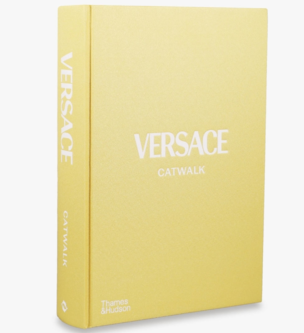 Книга CATWALK Versace Thames and Hudson
