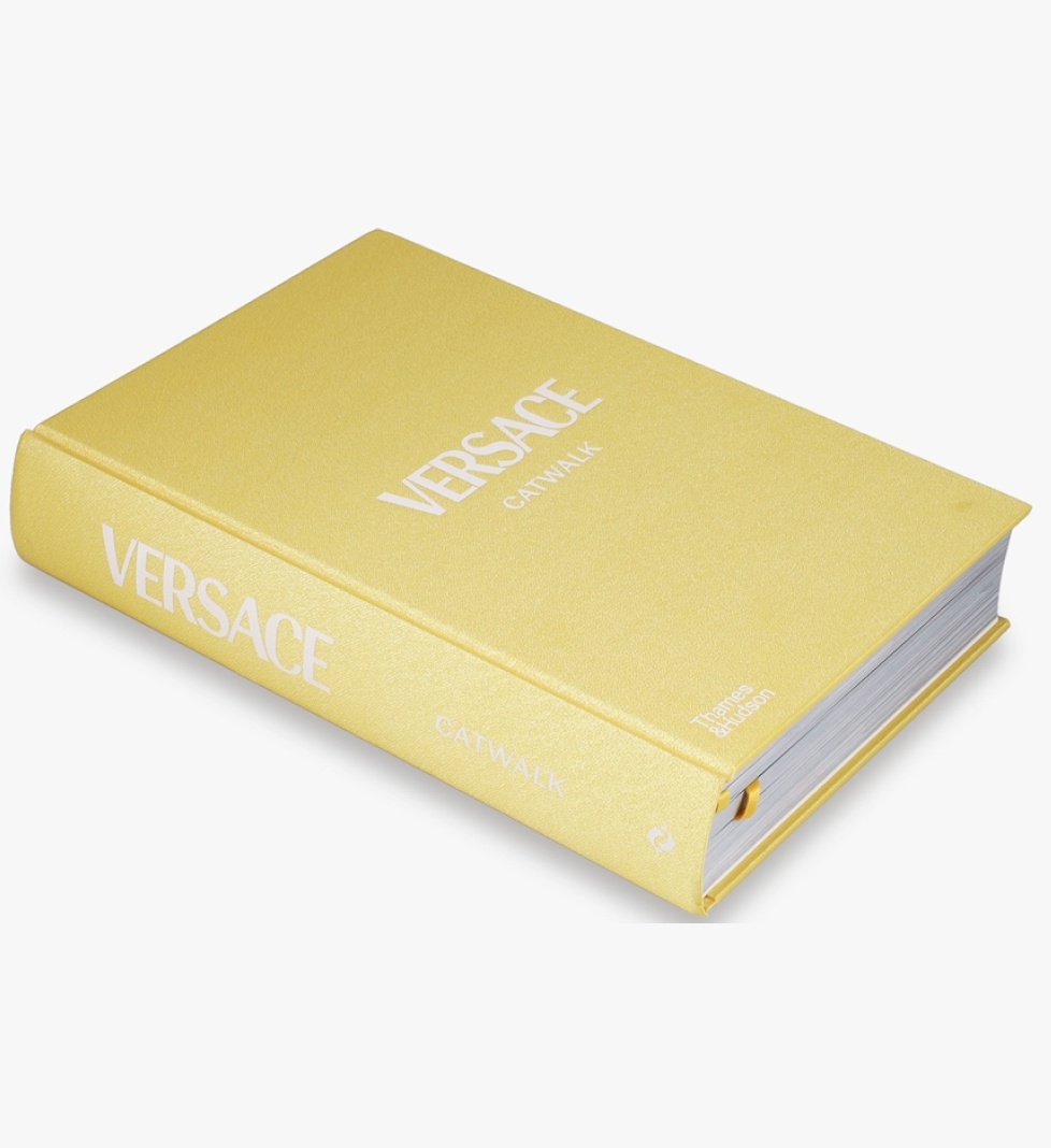 Книга CATWALK Versace Thames and Hudson