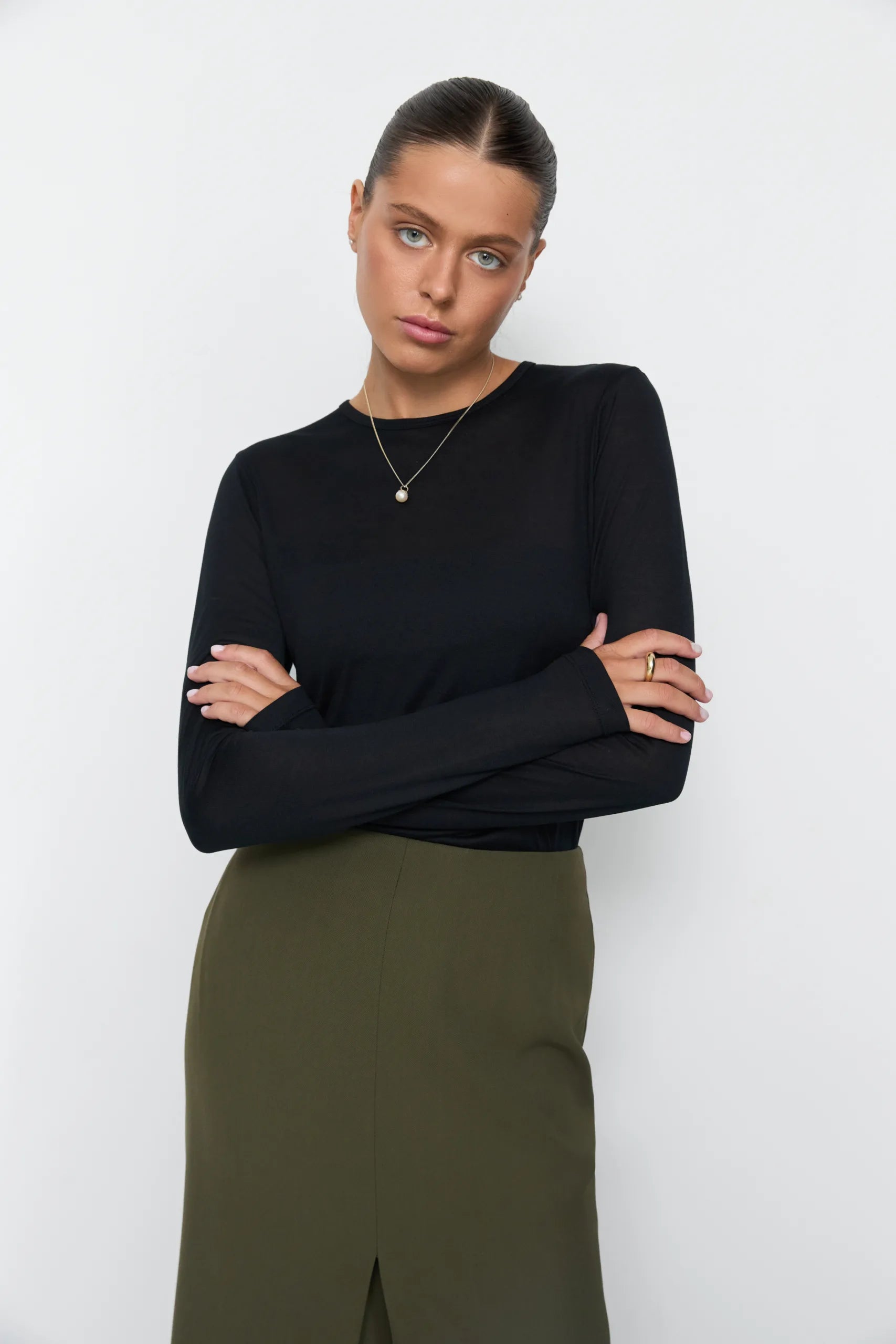 Kick pleat skirt