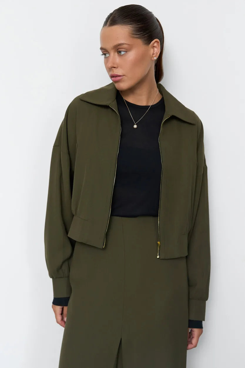 Cropped bomber jacket