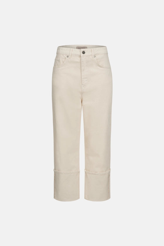 Boyish jeans